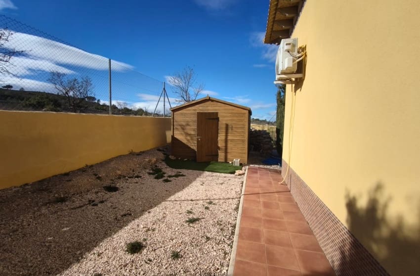 3 Zimmer Villa zu verkaufen in Hondon de los Frailes mit Pool - 285.000 € (Ref: 9599804)