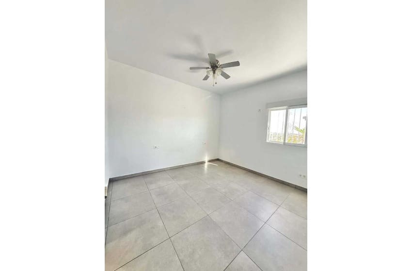 3 chambre Villa/Maison à vendre à Fortuna - 240 000 € (Ref: 9599806)