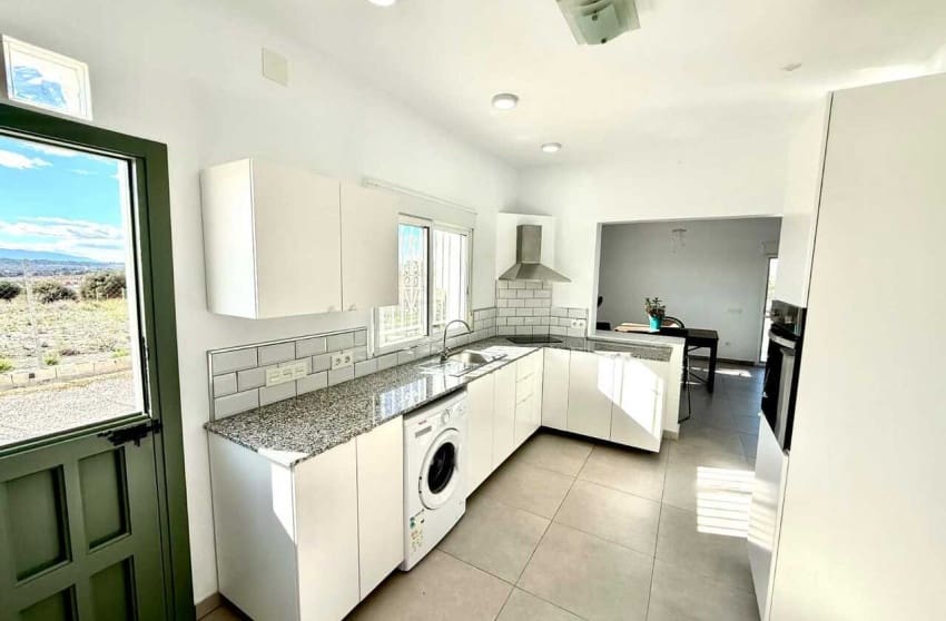 3 chambre Villa/Maison à vendre à Fortuna - 240 000 € (Ref: 9599806)