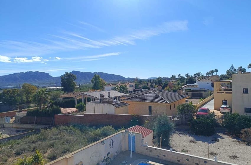 5 chambre Villa/Maison à vendre à Fortuna avec piscine - 265 000 € (Ref: 9599807)