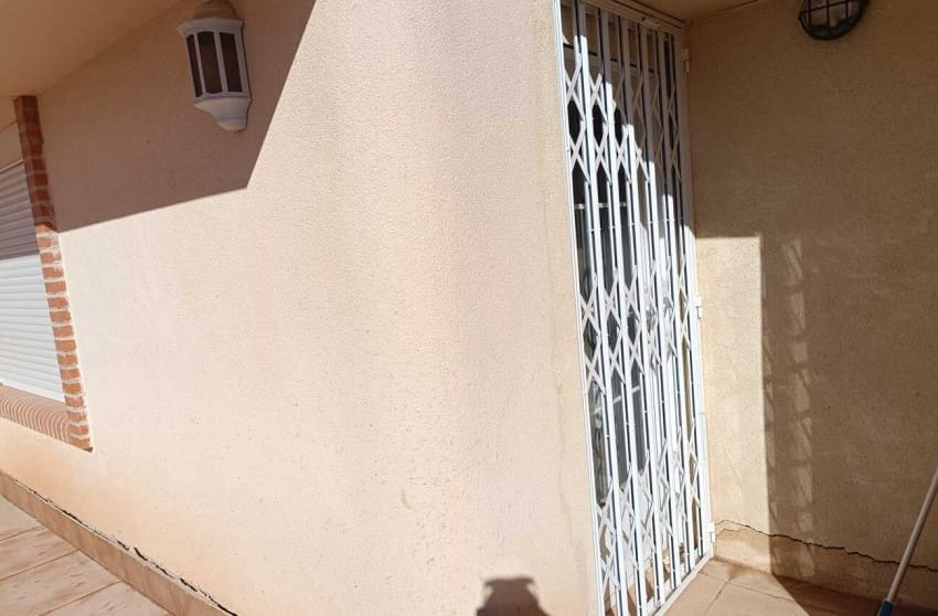 5 chambre Villa/Maison à vendre à Fortuna avec piscine - 265 000 € (Ref: 9599807)