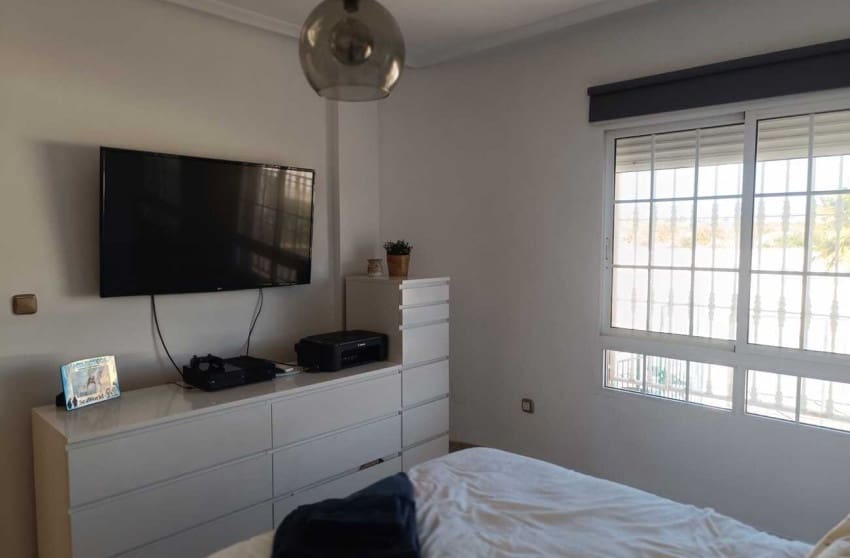 5 chambre Villa/Maison à vendre à Fortuna avec piscine - 265 000 € (Ref: 9599807)