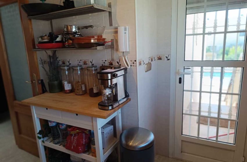 5 chambre Villa/Maison à vendre à Fortuna avec piscine - 265 000 € (Ref: 9599807)