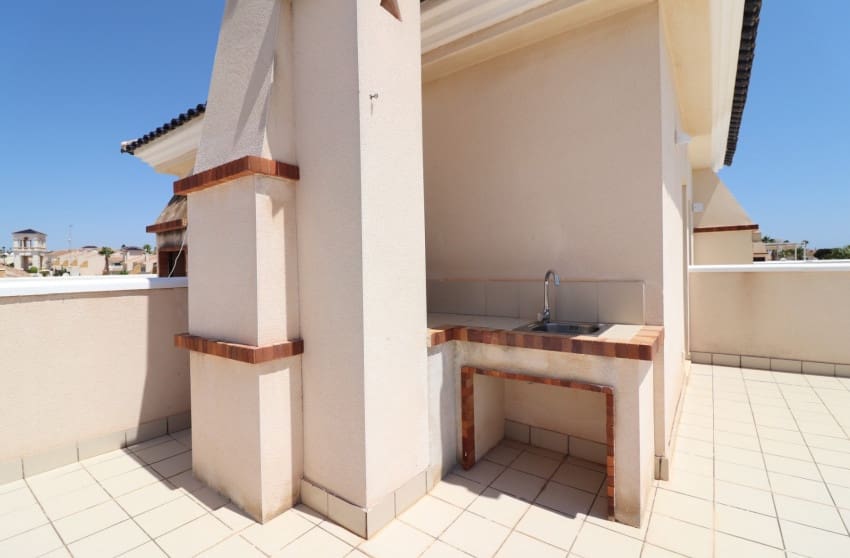 2 soveværelse Lejlighed til salg i Dona Pepa med swimmingpool - € 220.000 (Ref: 9599808)