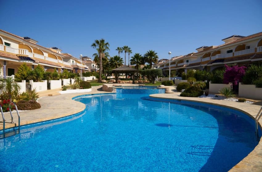 2 soveværelse Lejlighed til salg i Dona Pepa med swimmingpool - € 220.000 (Ref: 9599808)