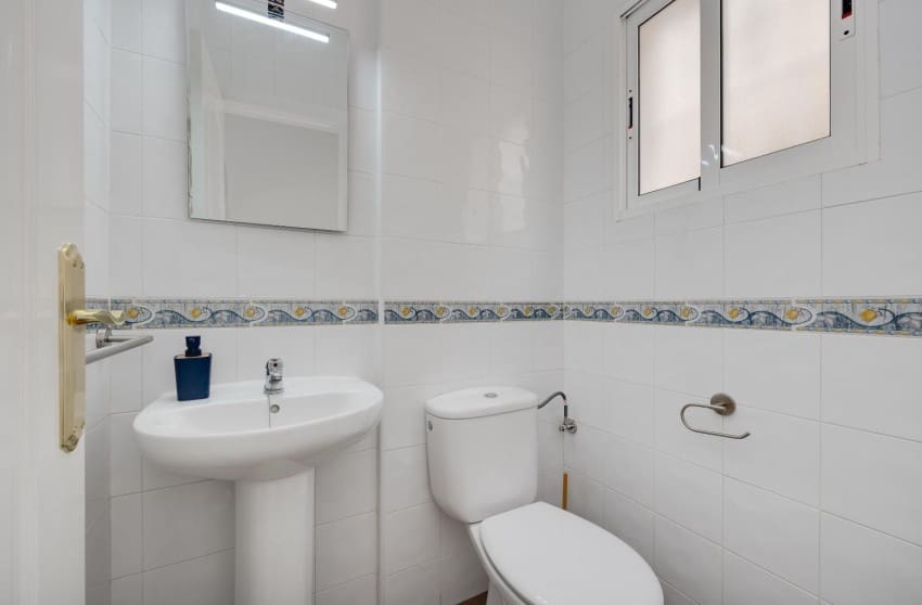 2 makuuhuone Omakotitalo myytävänä paikassa Filipinas mukana uima-altaan - 179 000 € (Ref: 9599809)