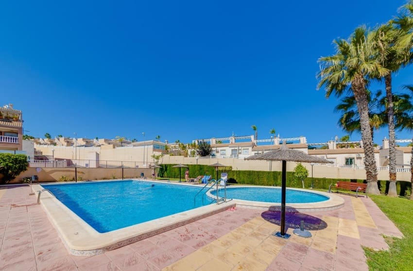 2 makuuhuone Omakotitalo myytävänä paikassa Filipinas mukana uima-altaan - 179 000 € (Ref: 9599809)