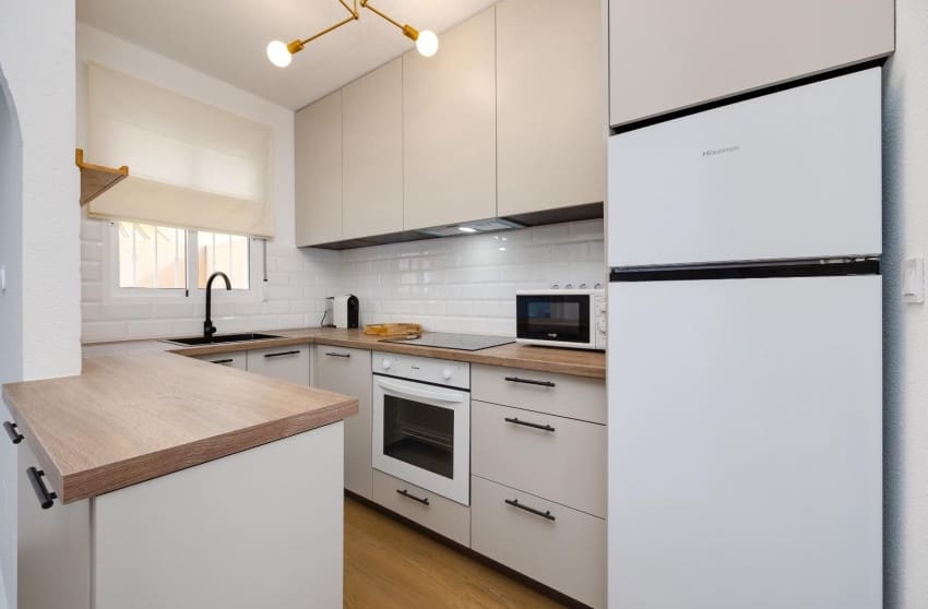 2 makuuhuone Omakotitalo myytävänä paikassa Filipinas mukana uima-altaan - 179 000 € (Ref: 9599809)