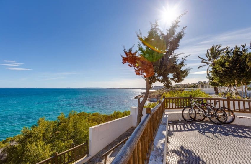 2 makuuhuone Omakotitalo myytävänä paikassa Filipinas mukana uima-altaan - 179 000 € (Ref: 9599809)