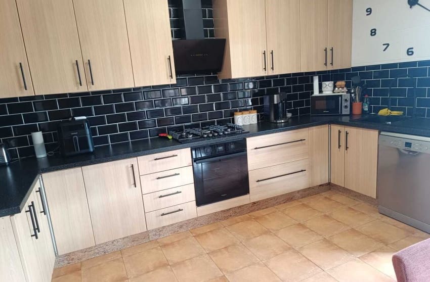 3 chambre Villa/Maison à vendre à Fortuna avec piscine - 310 000 € (Ref: 9599810)