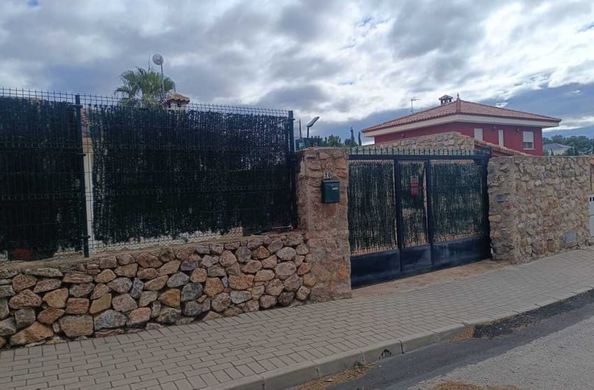 3 chambre Villa/Maison à vendre à Fortuna avec piscine - 310 000 € (Ref: 9599810)