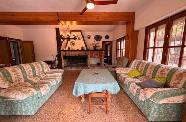 4 soverom Villa til salgs i Sax med svømmebasseng - € 315 000 (Ref: 9599812)