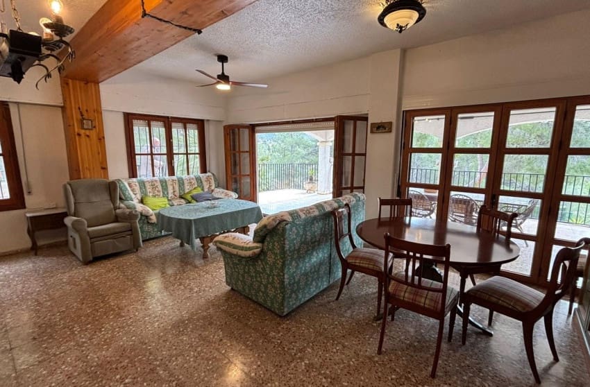 4 soverom Villa til salgs i Sax med svømmebasseng - € 315 000 (Ref: 9599812)