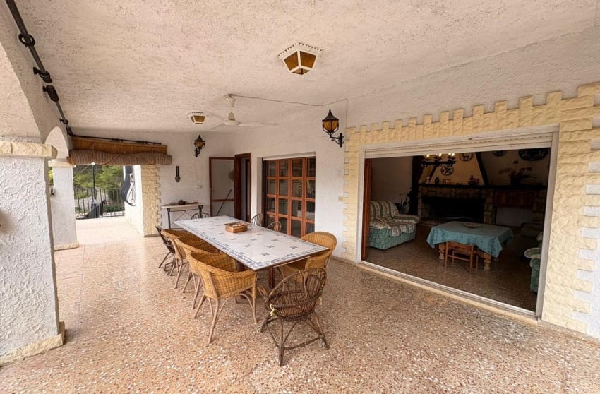 4 soverom Villa til salgs i Sax med svømmebasseng - € 315 000 (Ref: 9599812)