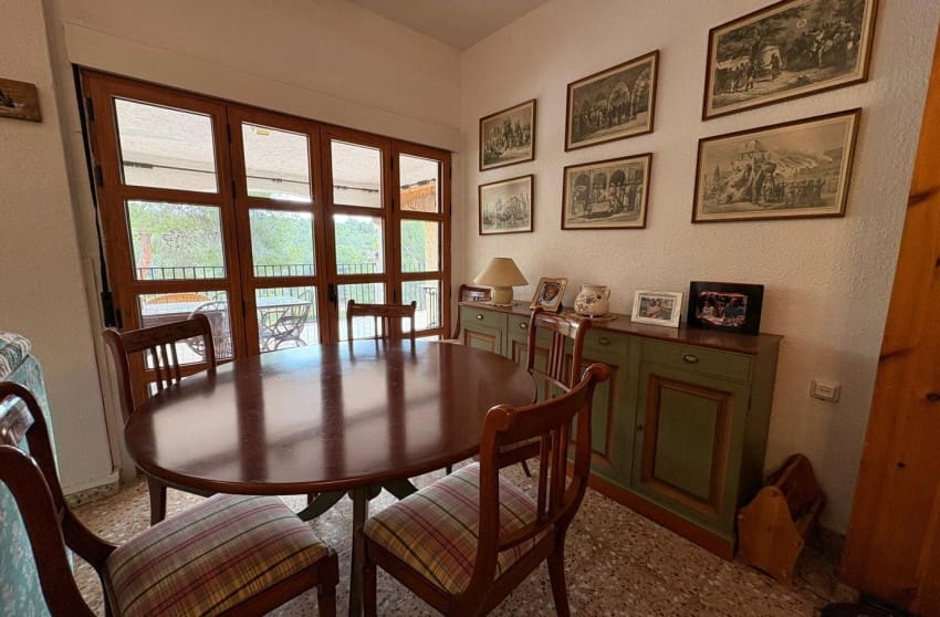 4 soverom Villa til salgs i Sax med svømmebasseng - € 315 000 (Ref: 9599812)