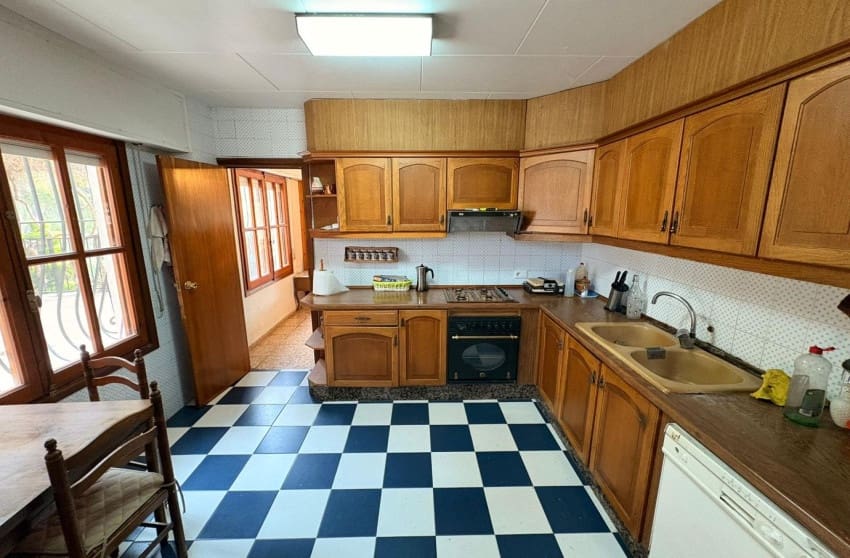 4 soverom Villa til salgs i Sax med svømmebasseng - € 315 000 (Ref: 9599812)