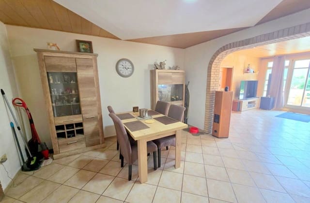 3 Zimmer Villa zu verkaufen in Salinas mit Pool - 199.500 € (Ref: 9599814)