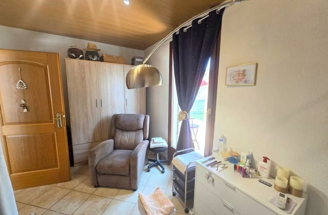 3 Zimmer Villa zu verkaufen in Salinas mit Pool - 199.500 € (Ref: 9599814)