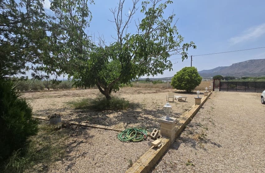 3 soverom Villa til salgs i Salinas med svømmebasseng - € 199 500 (Ref: 9599814)