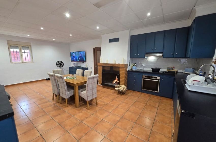 4 makuuhuone Maalaistalo myytävänä paikassa Yecla mukana uima-altaan - 194 995 € (Ref: 9599815)