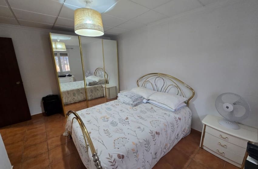 4 makuuhuone Maalaistalo myytävänä paikassa Yecla mukana uima-altaan - 194 995 € (Ref: 9599815)