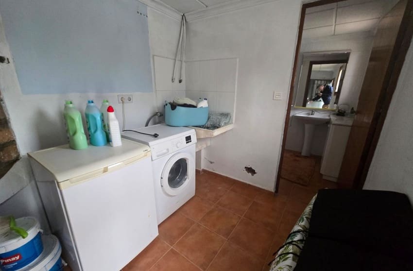 4 makuuhuone Maalaistalo myytävänä paikassa Yecla mukana uima-altaan - 194 995 € (Ref: 9599815)