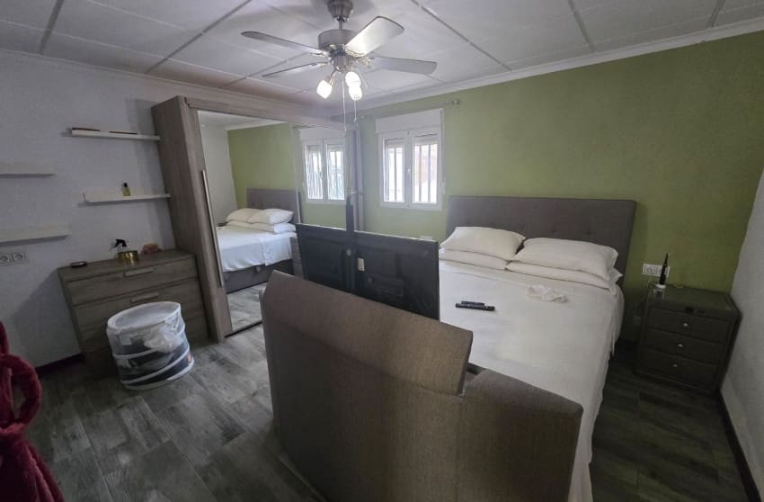 4 makuuhuone Maalaistalo myytävänä paikassa Yecla mukana uima-altaan - 194 995 € (Ref: 9599815)