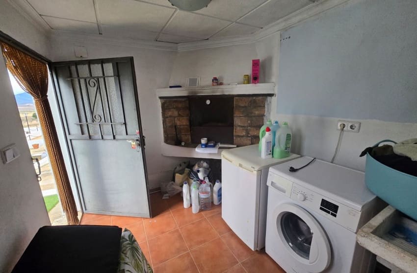 4 makuuhuone Maalaistalo myytävänä paikassa Yecla mukana uima-altaan - 194 995 € (Ref: 9599815)