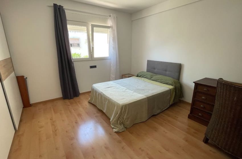 4 bedroom Villa for sale in Alfaz del Pi / L'Alfas del Pi with pool - € 398,000 (Ref: 9601524)