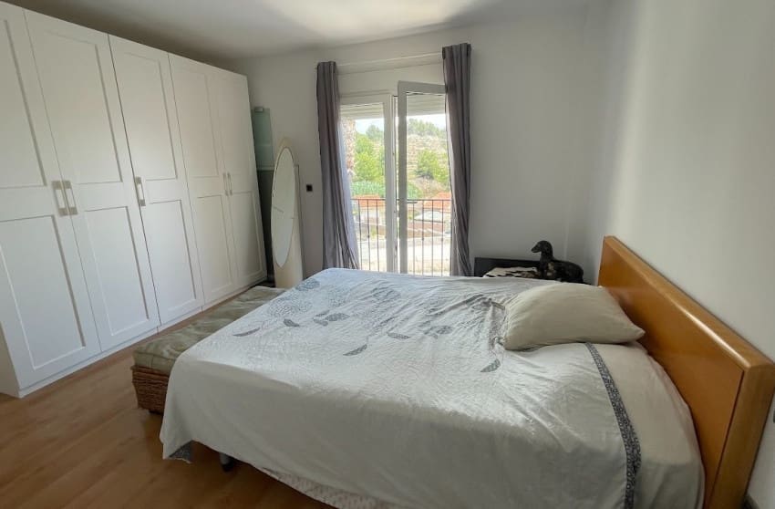 4 bedroom Villa for sale in Alfaz del Pi / L'Alfas del Pi with pool - € 398,000 (Ref: 9601524)