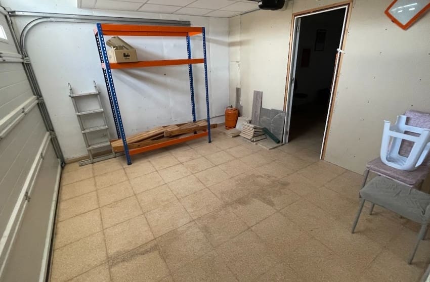 4 bedroom Villa for sale in Alfaz del Pi / L'Alfas del Pi with pool - € 398,000 (Ref: 9601524)