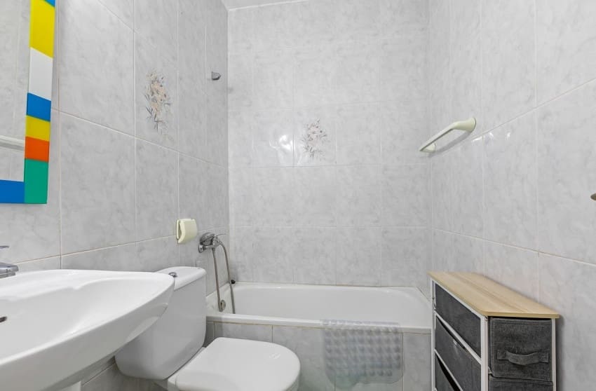 6 sypialnia Willa na sprzedaż w Villamartin z basenem - 450 000 € (Ref: 9601525)