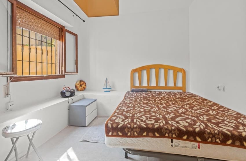 6 sypialnia Willa na sprzedaż w Villamartin z basenem - 450 000 € (Ref: 9601525)