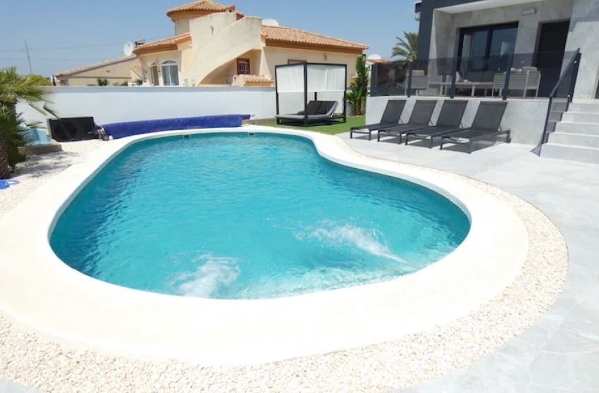 4 camera da letto Villa in vendita in Ciudad Quesada - 699.900 € (Rif: 9601526)