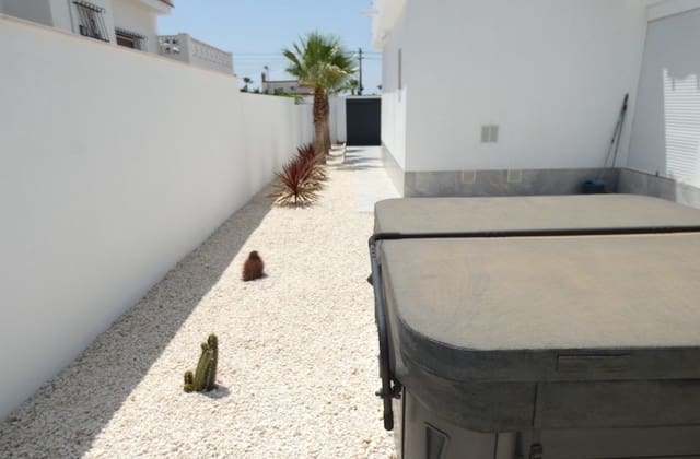 4 camera da letto Villa in vendita in Ciudad Quesada, Rojales - 699.900 € (Rif: 9601526)