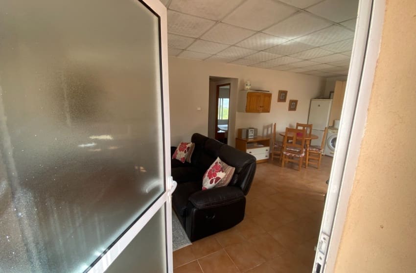 5 bedroom Villa for sale in Sax with pool - € 375,000 (Ref: 9601528)