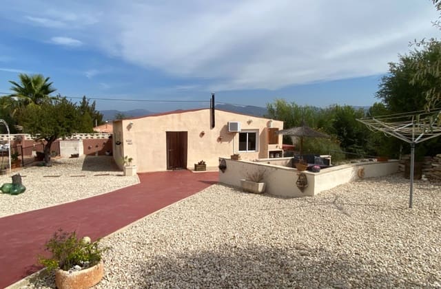 5 bedroom Villa for sale in Sax with pool - € 375,000 (Ref: 9601528)