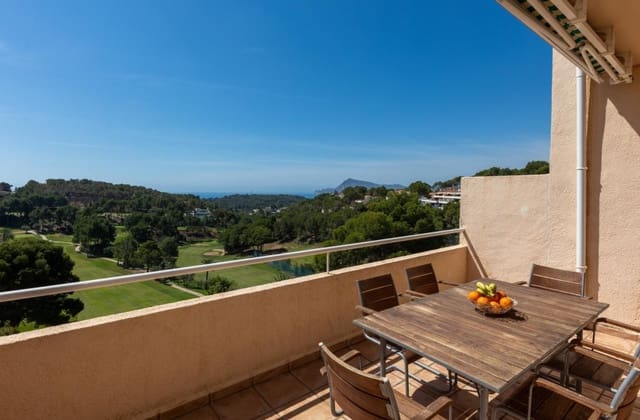 3 soveværelse Byhus til salg i Altea med swimmingpool - € 385.000 (Ref: 9601530)