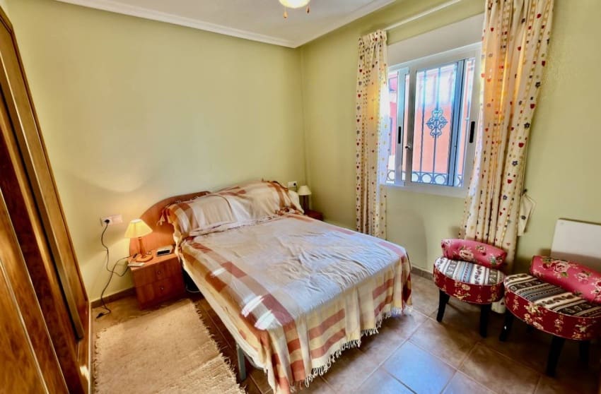 2 makuuhuone Huvila myytävänä paikassa El Raso mukana uima-altaan - 199 995 € (Ref: 9601533)