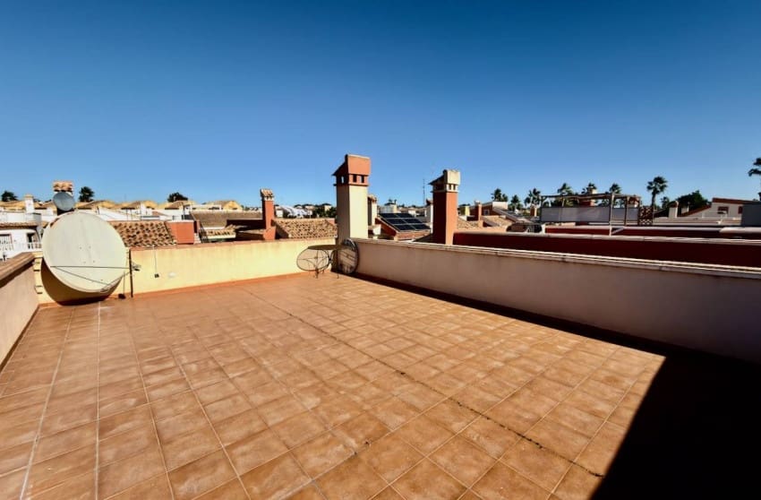 2 makuuhuone Huvila myytävänä paikassa El Raso mukana uima-altaan - 199 995 € (Ref: 9601533)