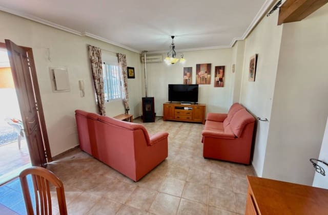 2 sypialnia Willa na sprzedaż w El Raso, Guardamar del Segura z basenem - 180 000 € (Ref: 9601533)