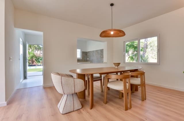 3 slaapkamer Villa te koop in Altea met zwembad - € 695.000 (Ref: 9601534)