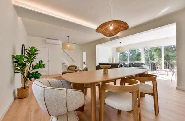 3 slaapkamer Villa te koop in Altea met zwembad - € 695.000 (Ref: 9601534)