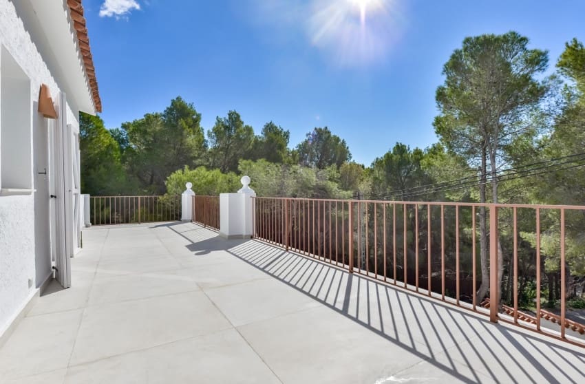 3 slaapkamer Villa te koop in Altea met zwembad - € 695.000 (Ref: 9601534)