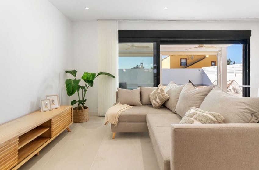 3 soverom Villa til salgs i San Luis med svømmebasseng - € 499 000 (Ref: 9601535)