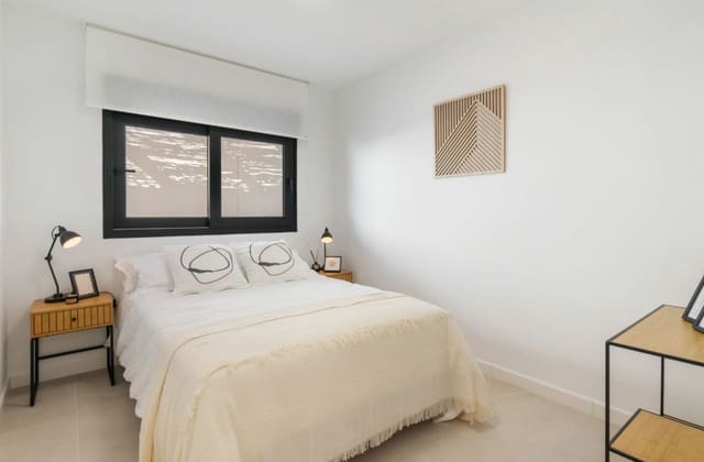 3 soverom Villa til salgs i San Luis, Torrevieja med svømmebasseng - € 499 000 (Ref: 9601535)