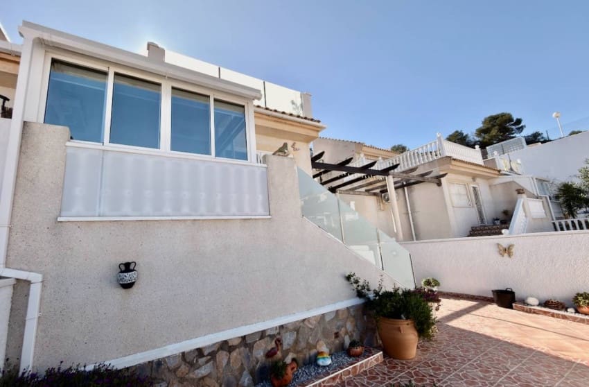 2 soverom Villa til salgs i Ciudad Quesada med svømmebasseng - € 199 995 (Ref: 9601539)