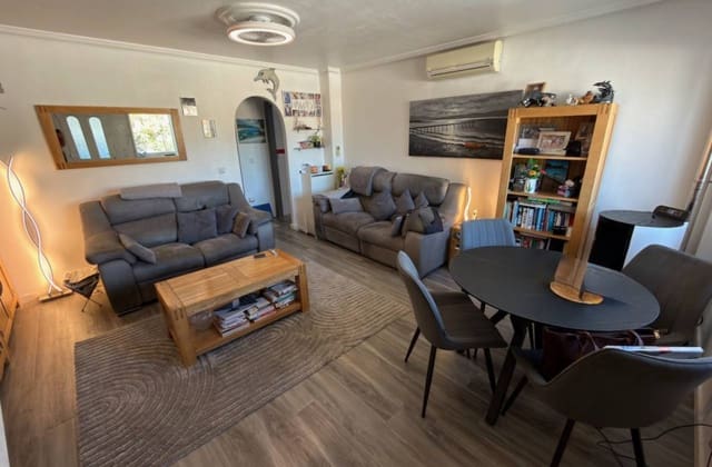 2 bedroom Villa for sale in Ciudad Quesada, Rojales with pool - € 199,995 (Ref: 9601539)