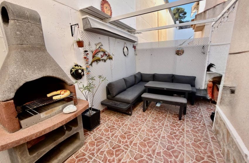 2 soverom Villa til salgs i Ciudad Quesada med svømmebasseng - € 199 995 (Ref: 9601539)