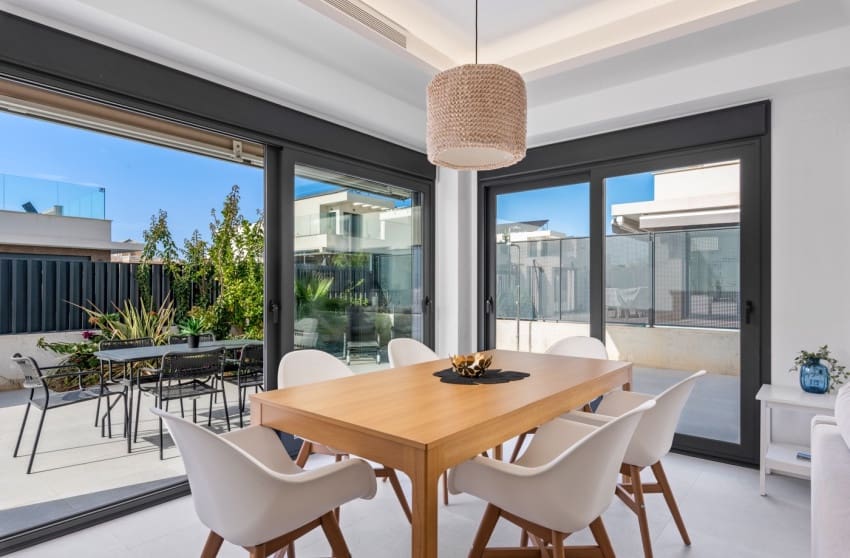 3 makuuhuone Huvila myytävänä paikassa San Fulgencio mukana uima-altaan - 445 000 € (Ref: 9601540)